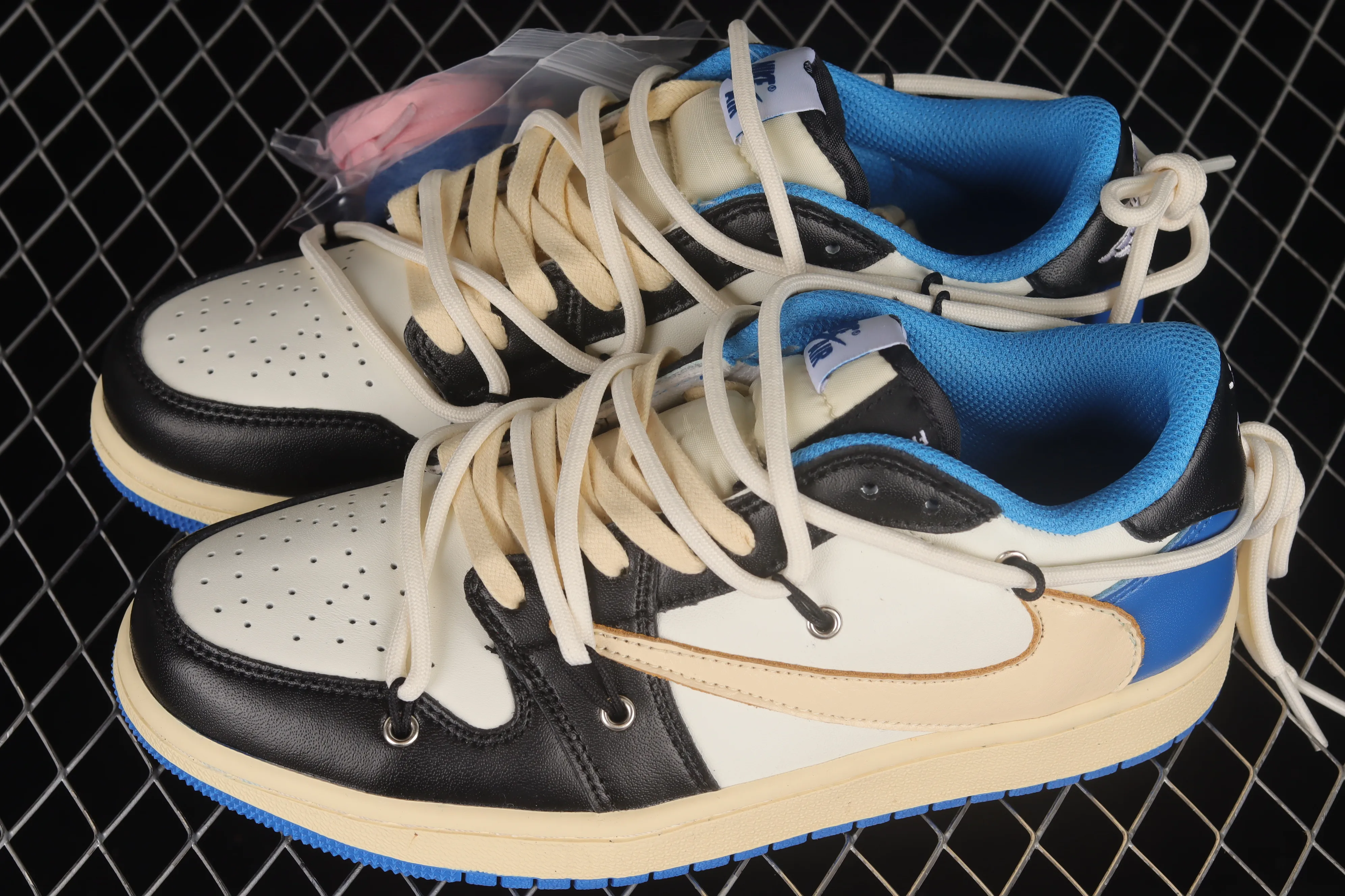 All categories Air Jordan Jordan series basketball shoes Air Jordan 1 Low Air Jordan 1 Low AJ1 Joe 1 customized version Vibe flavor deconstruction Sports culture basketball shoes DM7866-140